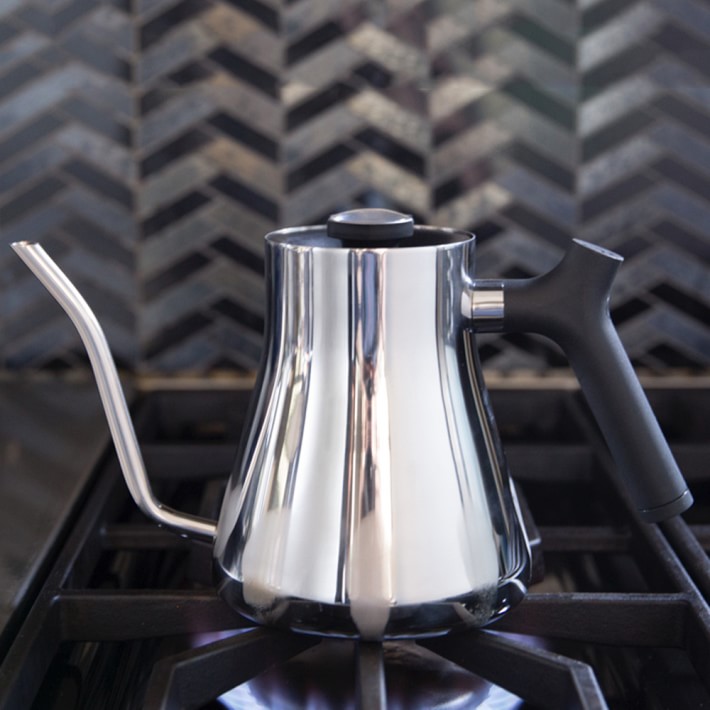 https://assets.wsimgs.com/wsimgs/rk/images/dp/wcm/202340/0038/fellow-stagg-pour-over-kettle-o.jpg
