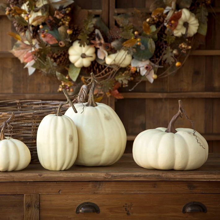 Williams Sonoma Pumpkin Candy Collection