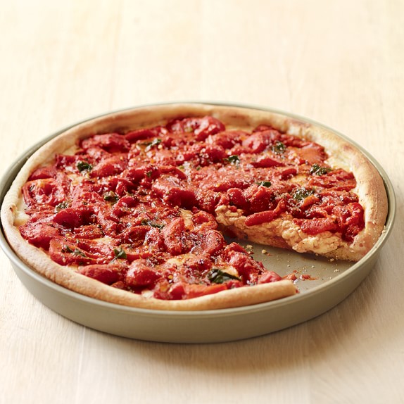 Williams Sonoma Goldtouch?? Nonstick DeepDish Pizza Pan Pizza Tools