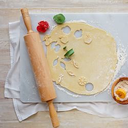 Jumbo Dough Cutter and Rolling Pin Set