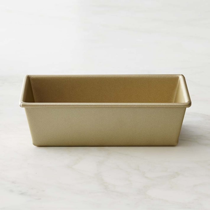Williams Sonoma Goldtouch&#174; Nonstick Loaf Pan
