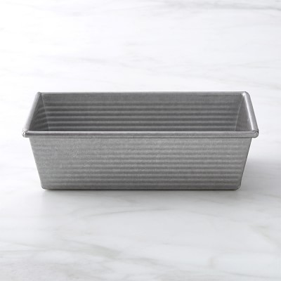 USA Pan Bakeware Pullman Loaf Pan with Cover 13 x 4 in