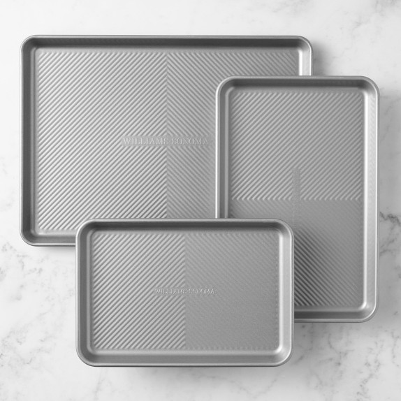 Why Quarter Sheet Pans Are Worth Buying