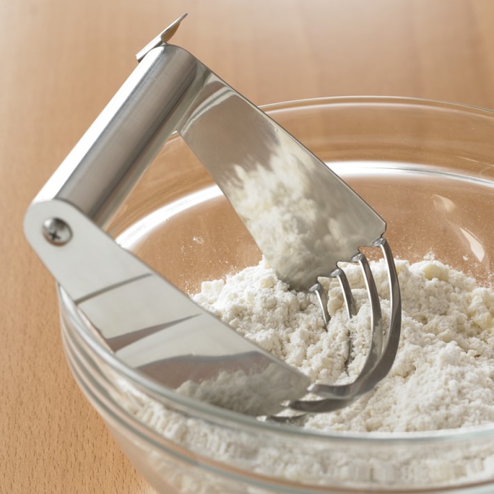 What Is a Pastry Blender?