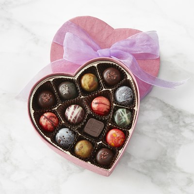 Chocolates with Three Mini Hearts - Assorted Colors (14-042+)