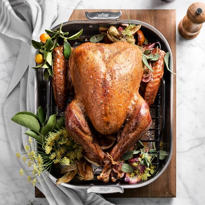Thanksgiving Turkey in Wood Fired Cook Range - Baking Turkey in Wood  Cookstove - Guliver Cook Stove 