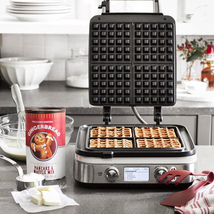 Williams Sonoma Dash Mini Gingerbread Waffle Maker