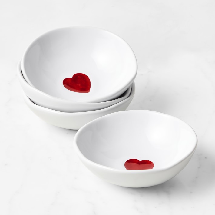 Red Valentine Heart Shaped Plastic Bowl for Dessert Snacks Candies Household Serving Dish, Multi-Purpose Deep Tableware Bowls, Home Kitchen Valentines