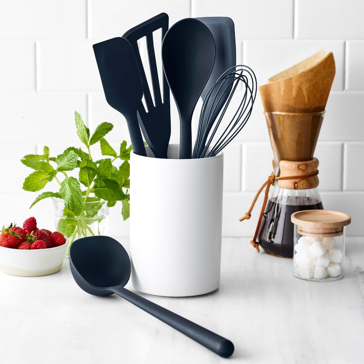 https://assets.wsimgs.com/wsimgs/rk/images/dp/wcm/202343/0264/greenpan-silicone-utensils-with-utensil-holder-set-of-7-o.jpg