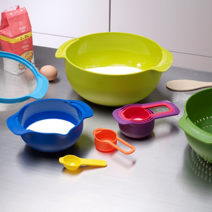 Joseph Joseph Nest 9-Piece Food Preparation Set with Nesting Mixing Bowls  and Measuring Cups 