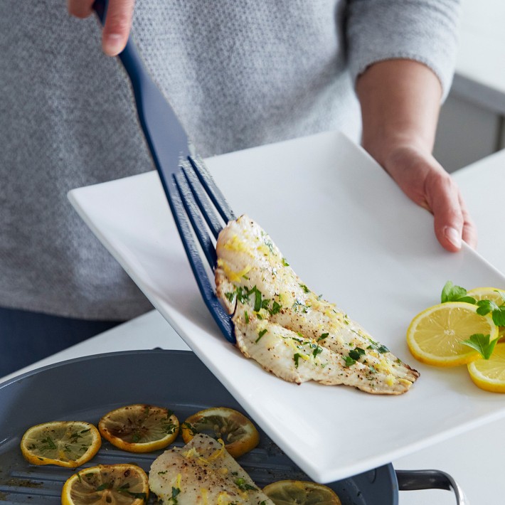 Williams Sonoma Signature Nonstick Fish Spatula