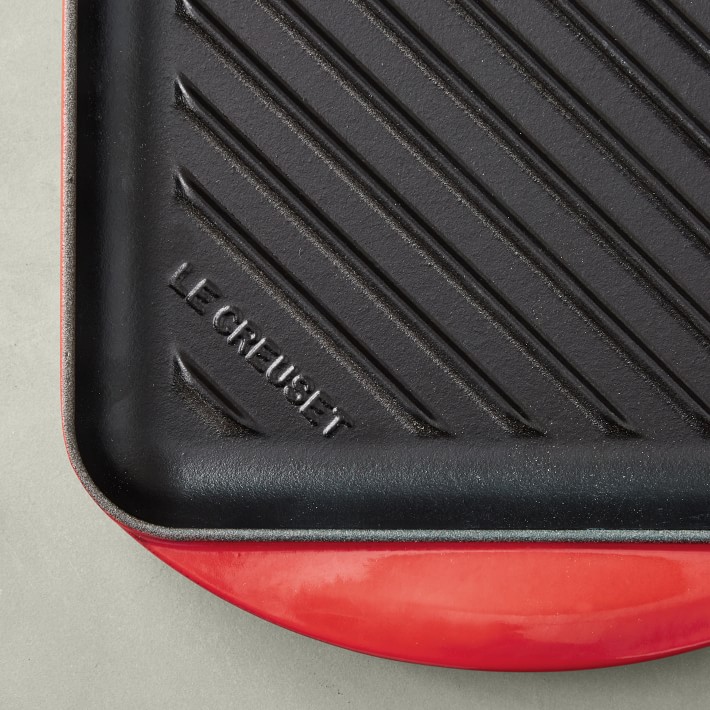 https://assets.wsimgs.com/wsimgs/rk/images/dp/wcm/202345/0023/le-creuset-enameled-cast-iron-skinny-grill-1-o.jpg