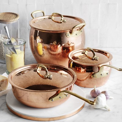 https://assets.wsimgs.com/wsimgs/rk/images/dp/wcm/202345/0033/ruffoni-historia-hammered-copper-stockpot-with-vine-handle-m.jpg