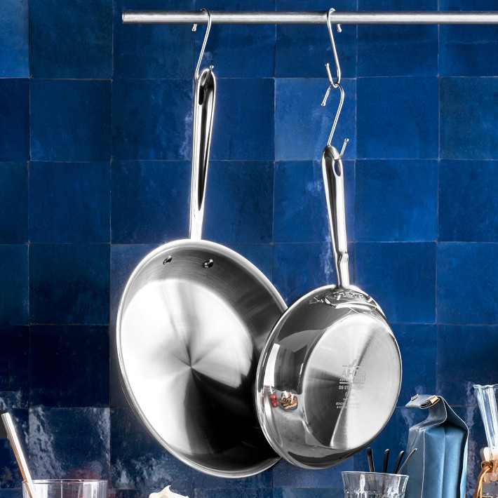 https://assets.wsimgs.com/wsimgs/rk/images/dp/wcm/202346/0031/all-clad-d5-stainless-steel-fry-pan-o.jpg