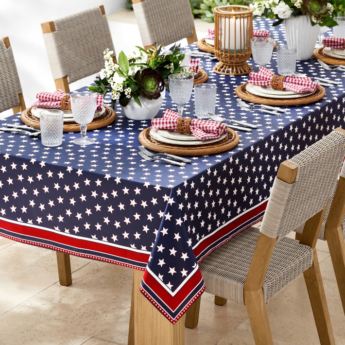 LOT OF 9 PCS Vintage RED WHITE AND BLUE linens - Napkins Pot