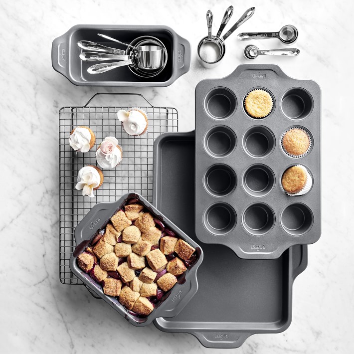 https://assets.wsimgs.com/wsimgs/rk/images/dp/wcm/202347/0101/all-clad-nonstick-pro-release-bakeware-set-of-5-o.jpg