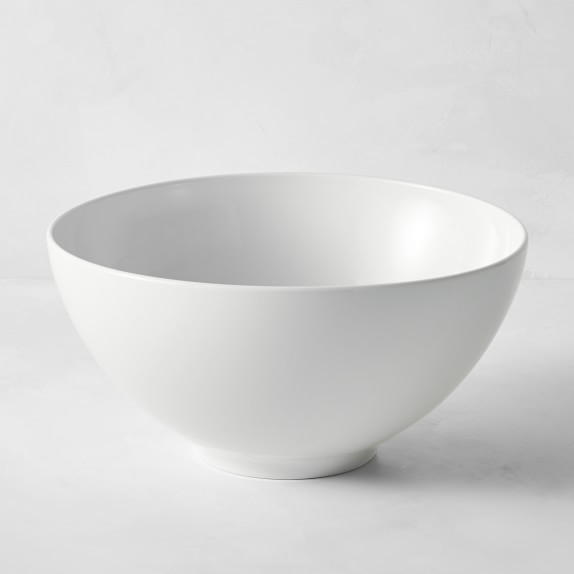 These Wide, Shallow Dinner Bowls Are the Perfect Mix of Beauty and  Practicality