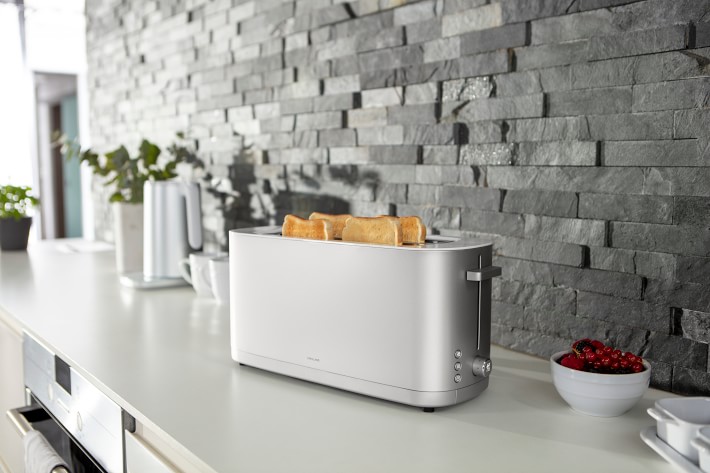 https://assets.wsimgs.com/wsimgs/rk/images/dp/wcm/202348/0066/zwilling-enfinigy-2-slice-long-toaster-o.jpg