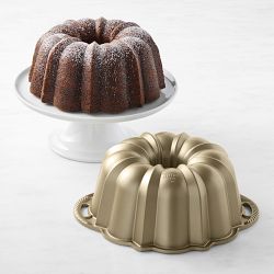 Baking dish for two people with tub. Bundt pan small handmade