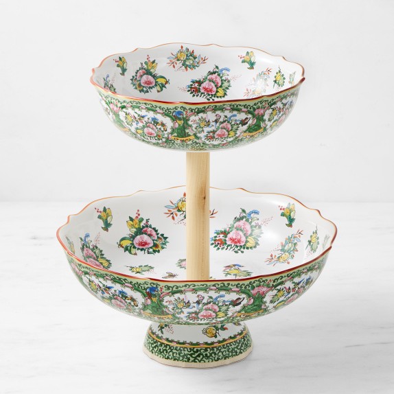 Spring has sprung at Williams Sonoma. Create a beautiful table on the lower level near Nordstrom