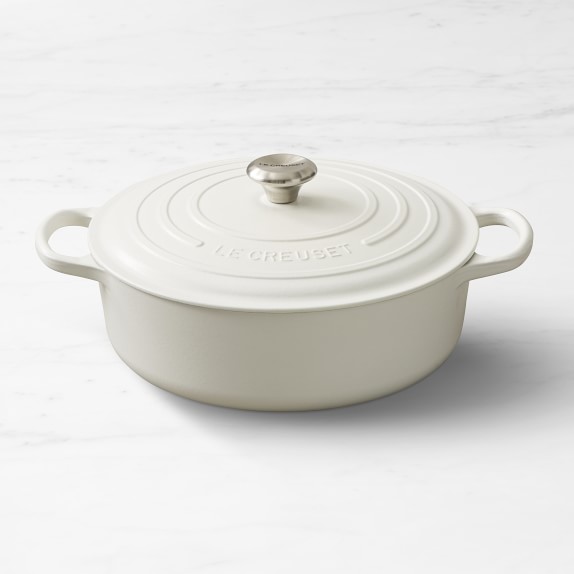 My Williams Sonoma Round Wide Dutch Oven, 6 3/4-Qt. in Lapis is here! In  store experience not great, but online perfect order. : r/LeCreuset