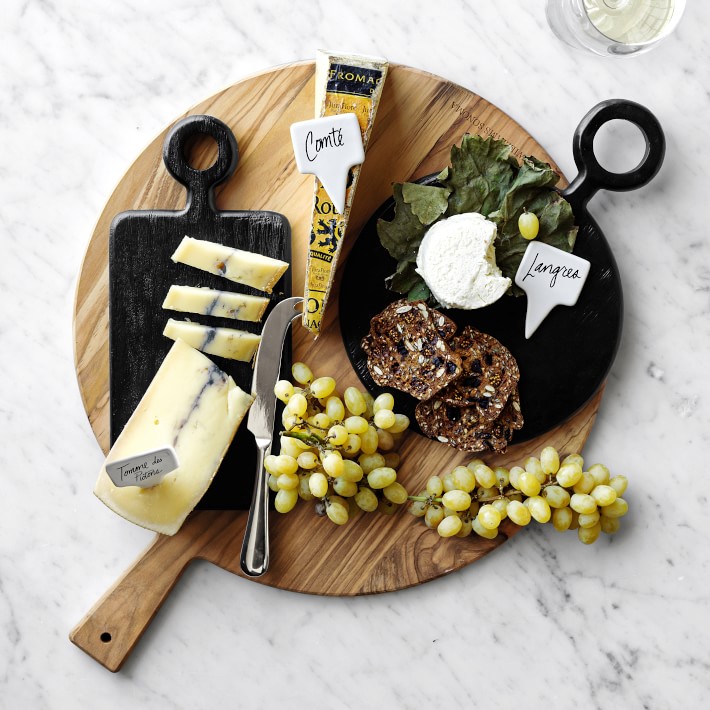 RUSTIC FARMHOUSE ROUND CHEESE BOARD & KNIFE SET