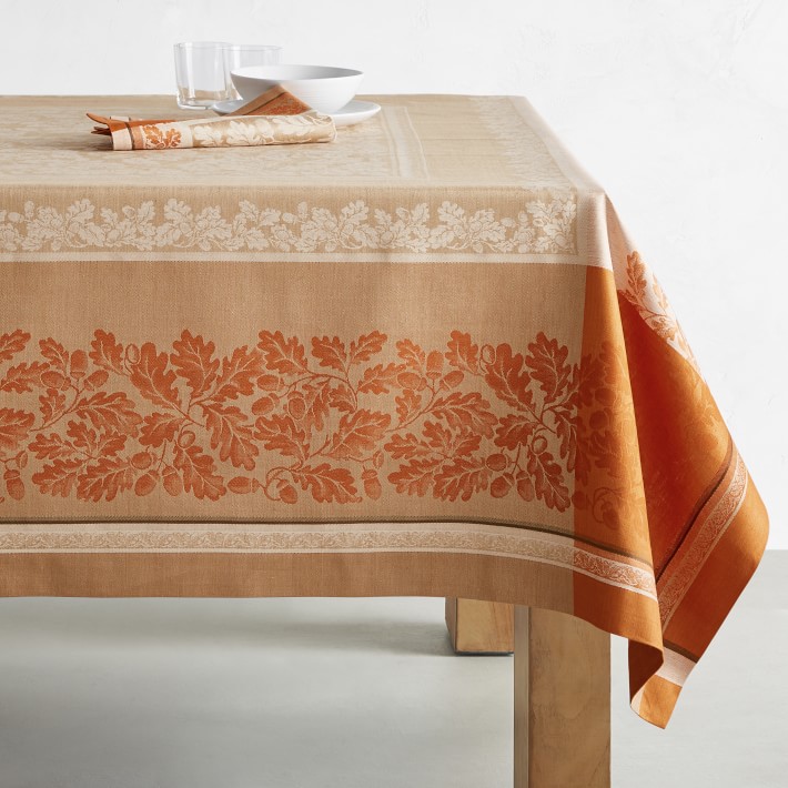 Acorn Harvest Jacquard Tablecloth