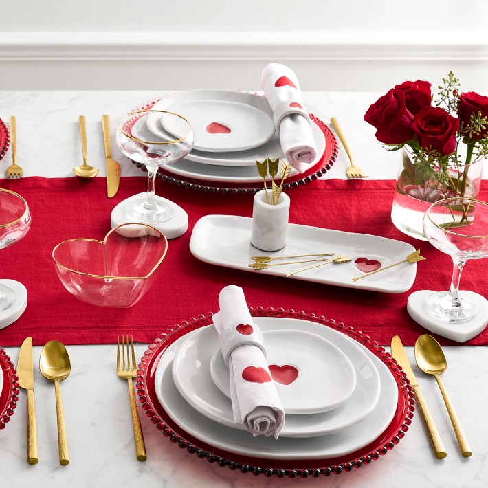 Williams Sonoma Brasserie 11 RED Dinner Plates