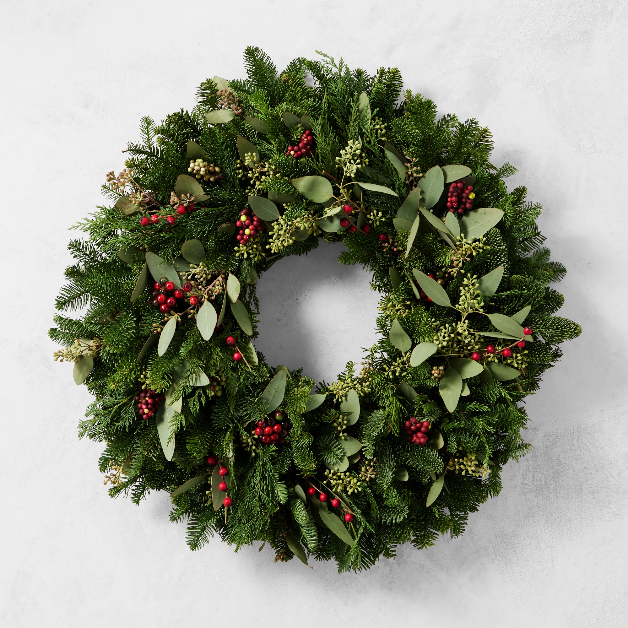 Cedar Berry Eucalyptus Live Wreath