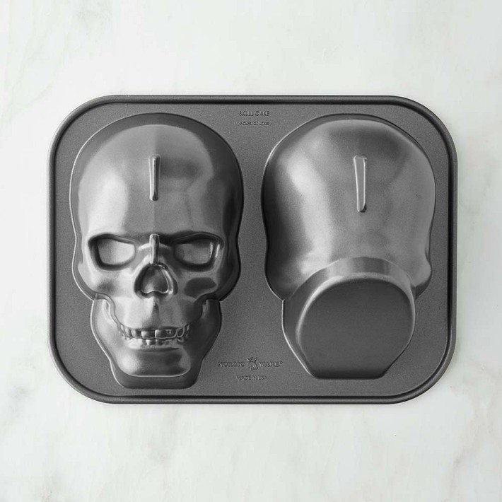 Nordic Ware Halloween Skull Cake Pan