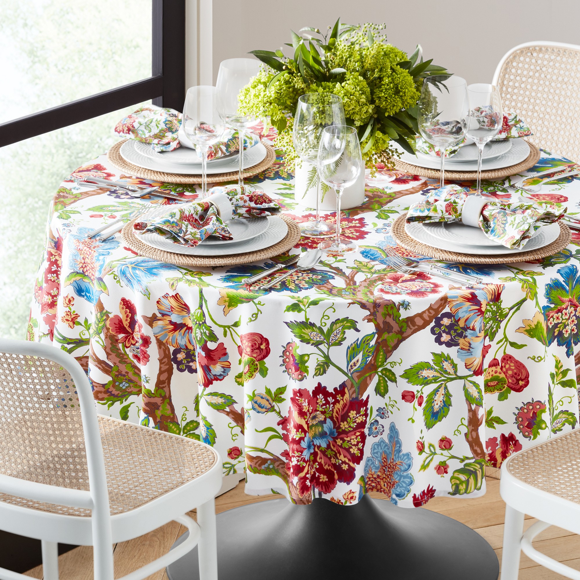 Nashville Floral Round Tablecloth