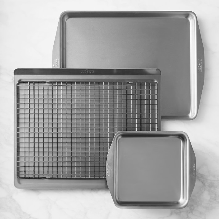 All-Clad d3 Stainless-Steel 4-Piece Essential Bakeware Set