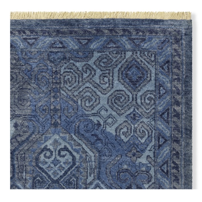 Haghpat Hand Knotted Rug Swatch, 18X18