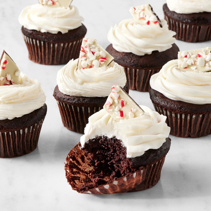 Williams Sonoma Peppermint Bark Cupcakes, Set of 8