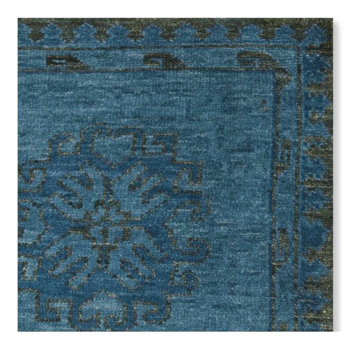 Blue Blossom Hand Knotted Rug Swatch, 18X18
