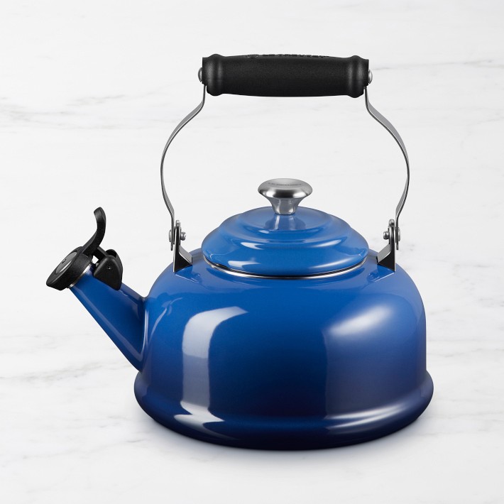 Le Creuset Classic Whistling Tea Kettle-Lapis