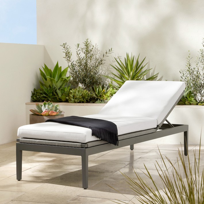 Pasadena Outdoor Metal and Rope Chaise