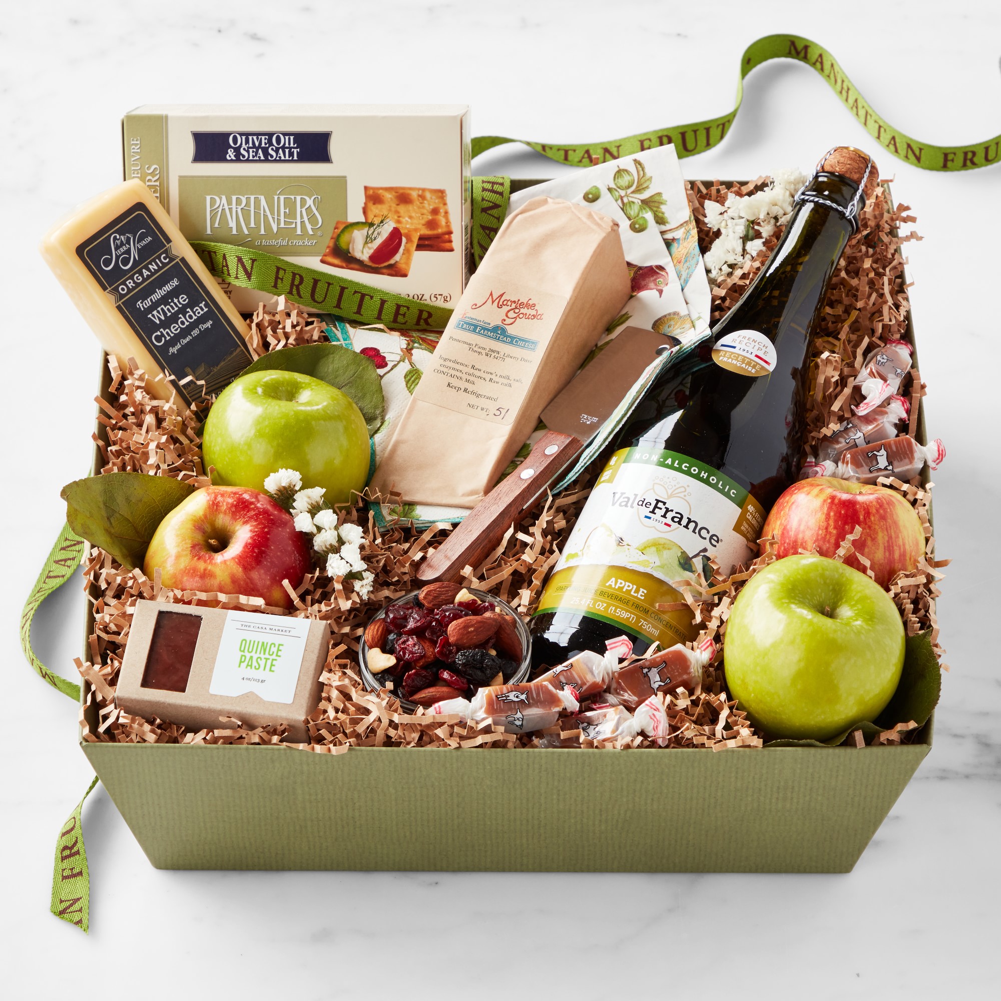 Manhattan Fruitier Apple Cider Gift Crate