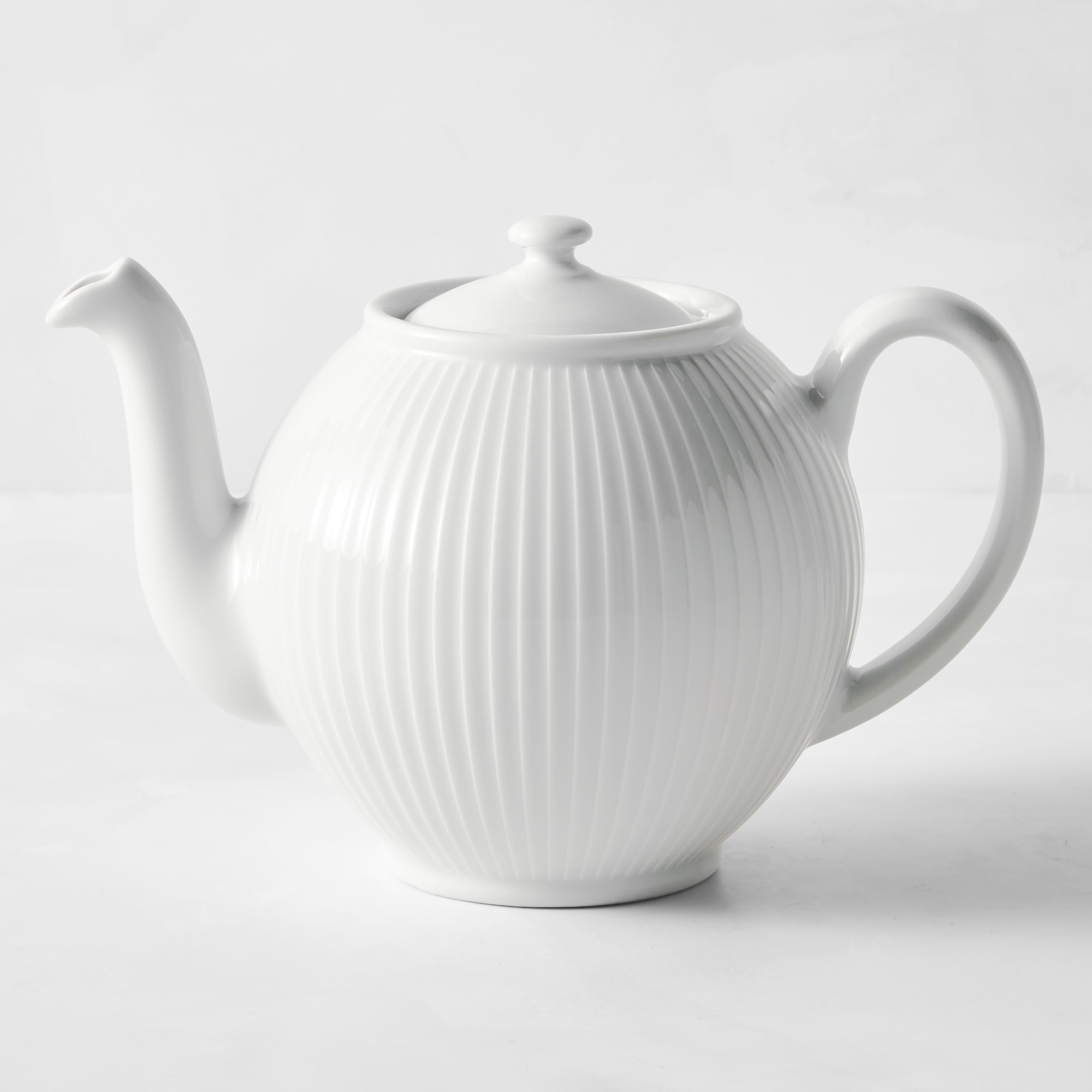 OPEN BOX: Pillivuyt Plisse Porcelain Teapot