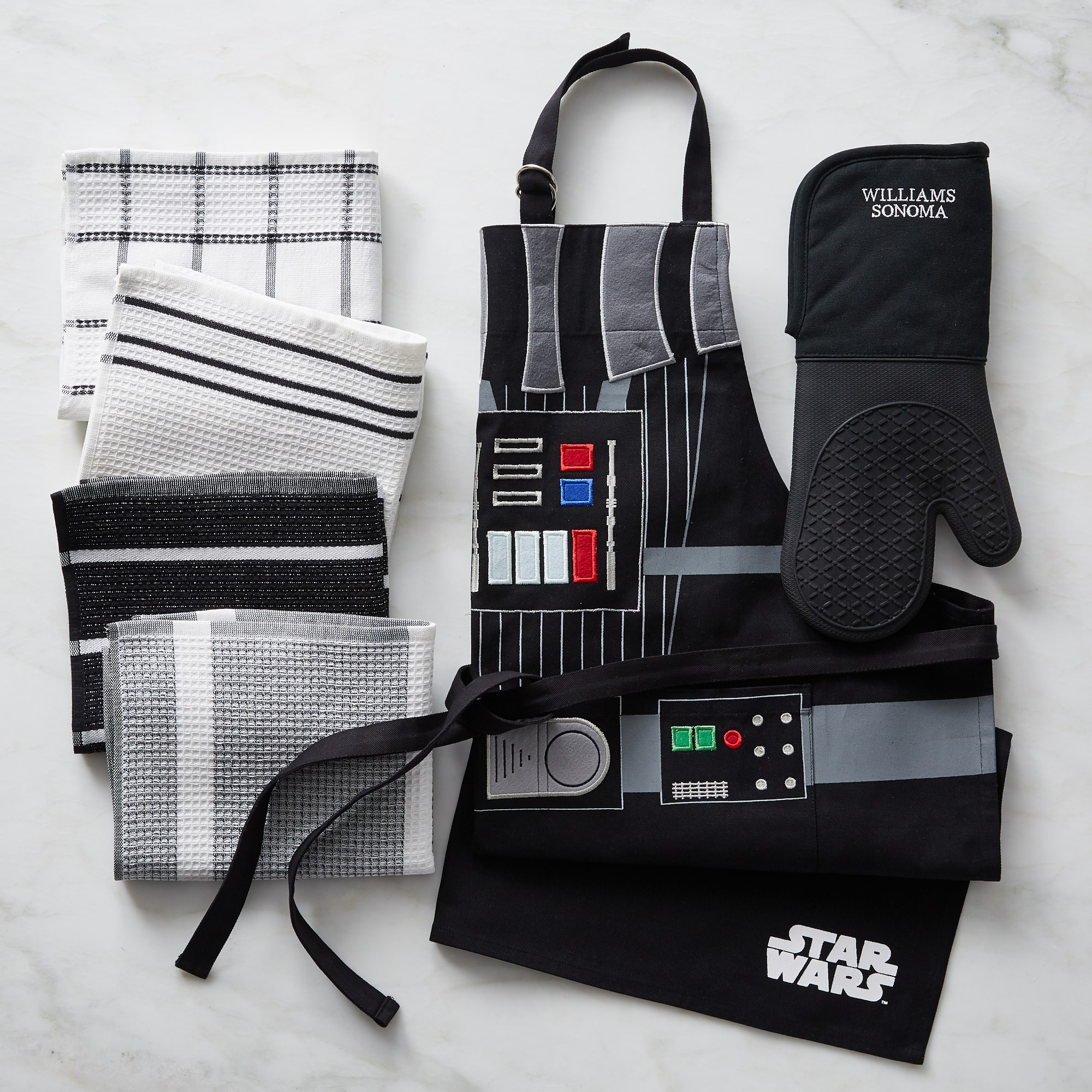 Star Wars™ Dark Side Kitchen Linens Bundle