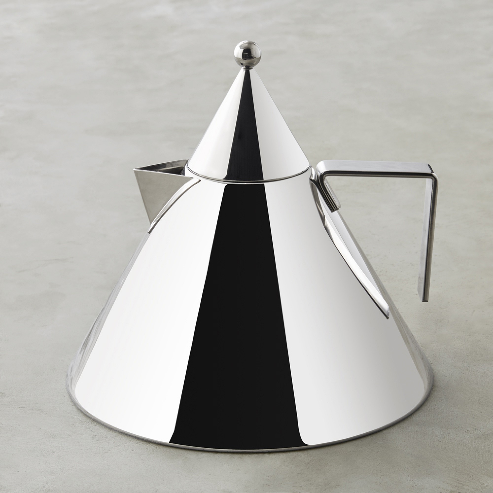 Alessi II Conico Stainless-Steel Tea Kettle, 2-Qt.