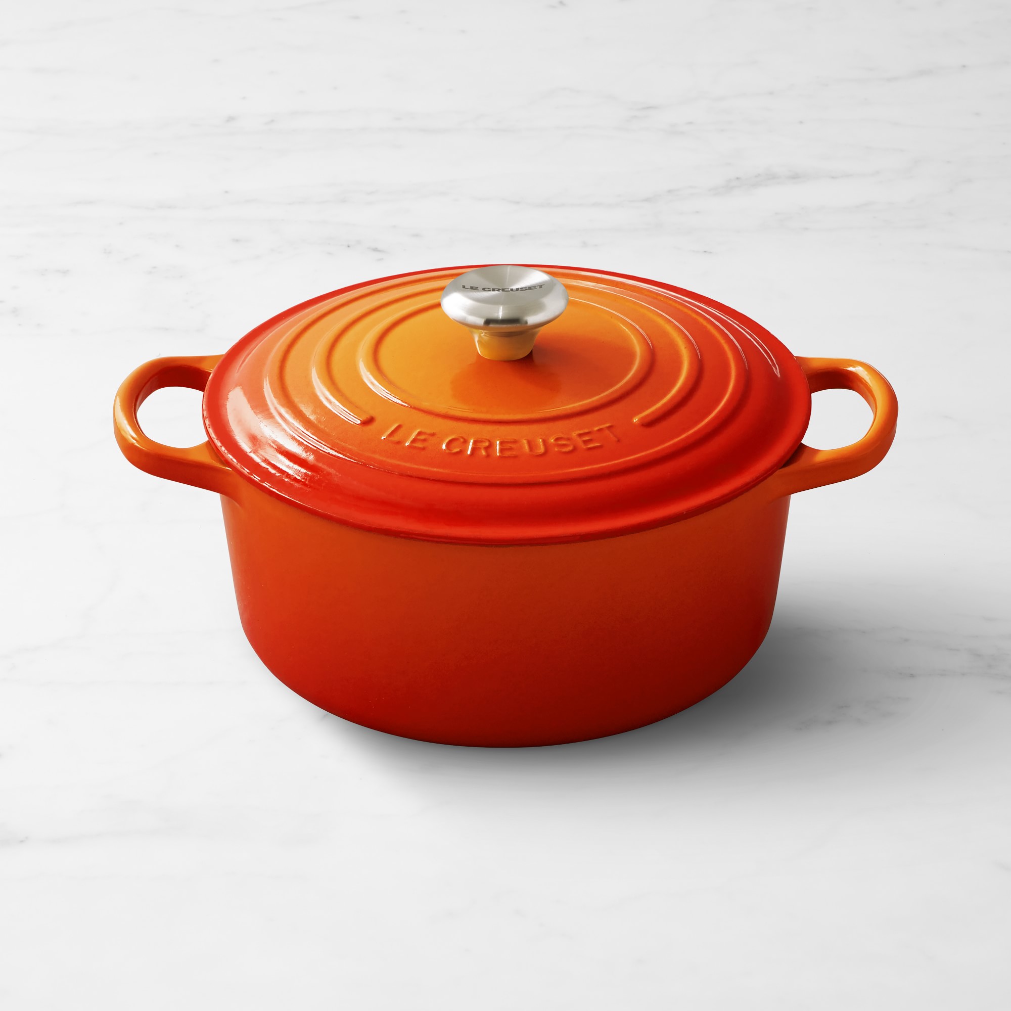 Le Creuset Signature Enameled Cast Iron Round Dutch Oven, 3 1/2-Qt.