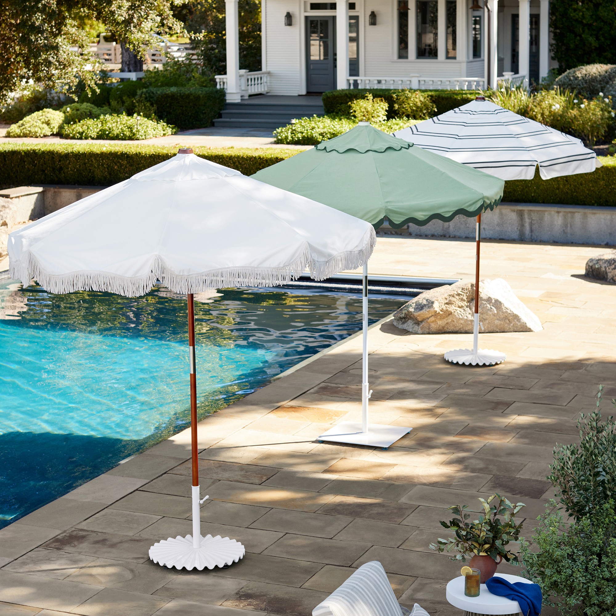 7' Round Serena Umbrella