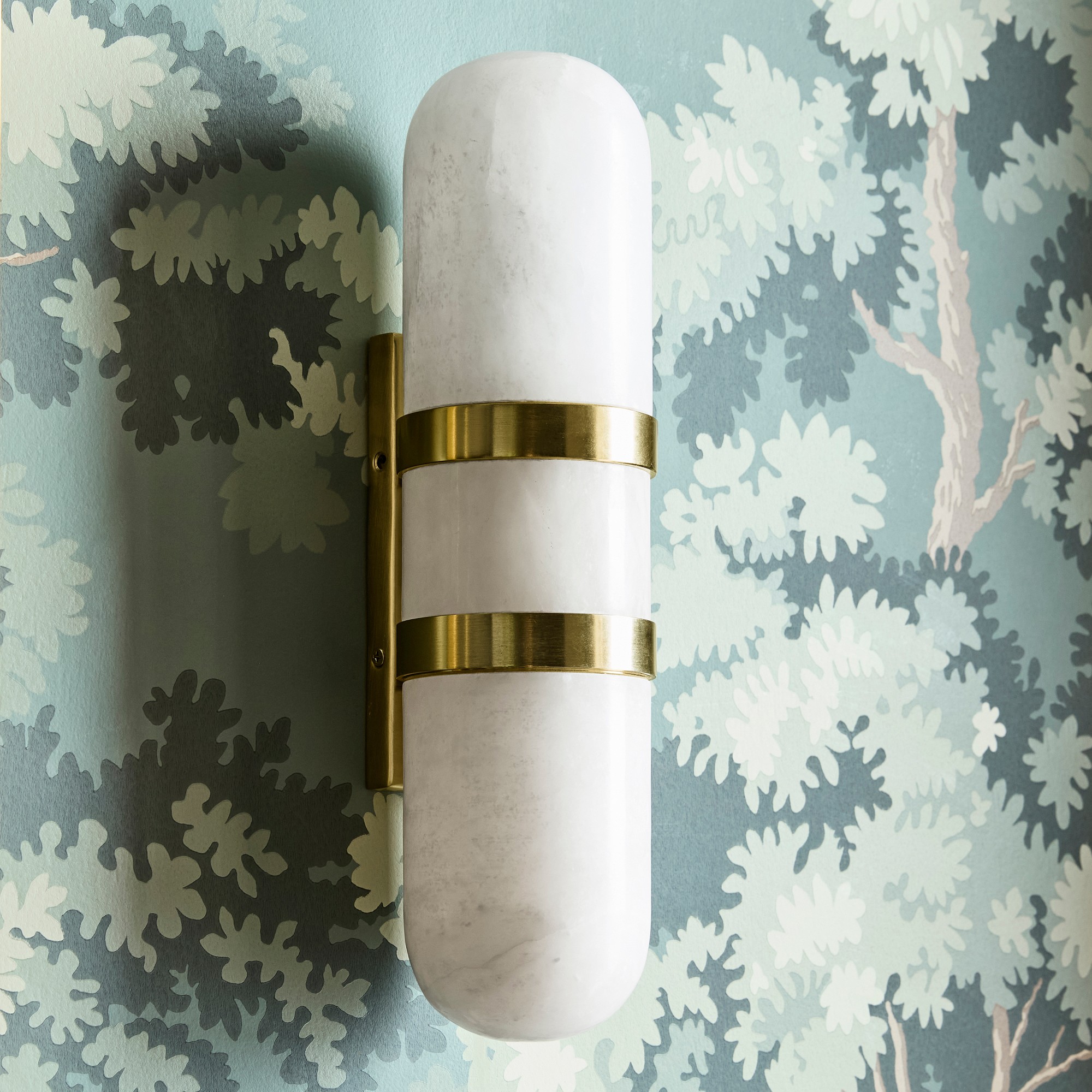 Aiden Alabaster Sconce