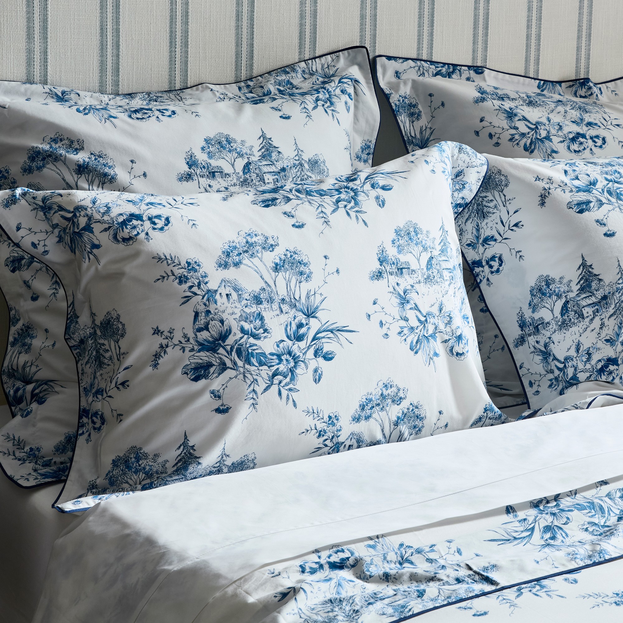 Eloise Toile Duvet and Shams