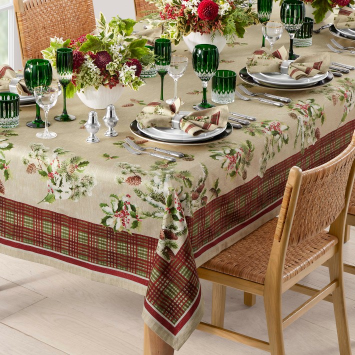 Williams Sonoma Christmas Tablecloth