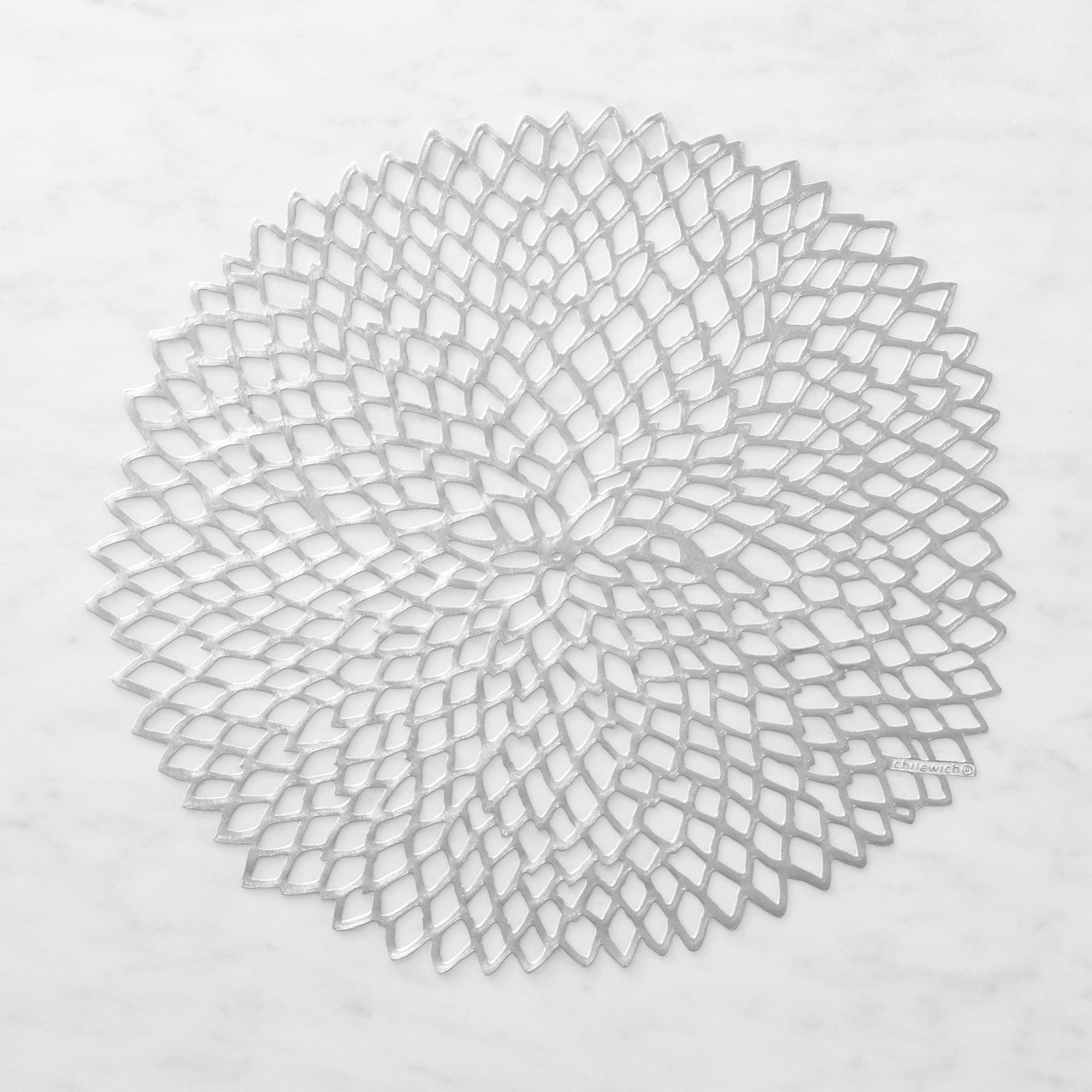 Chilewich Dahlia Round Placemats