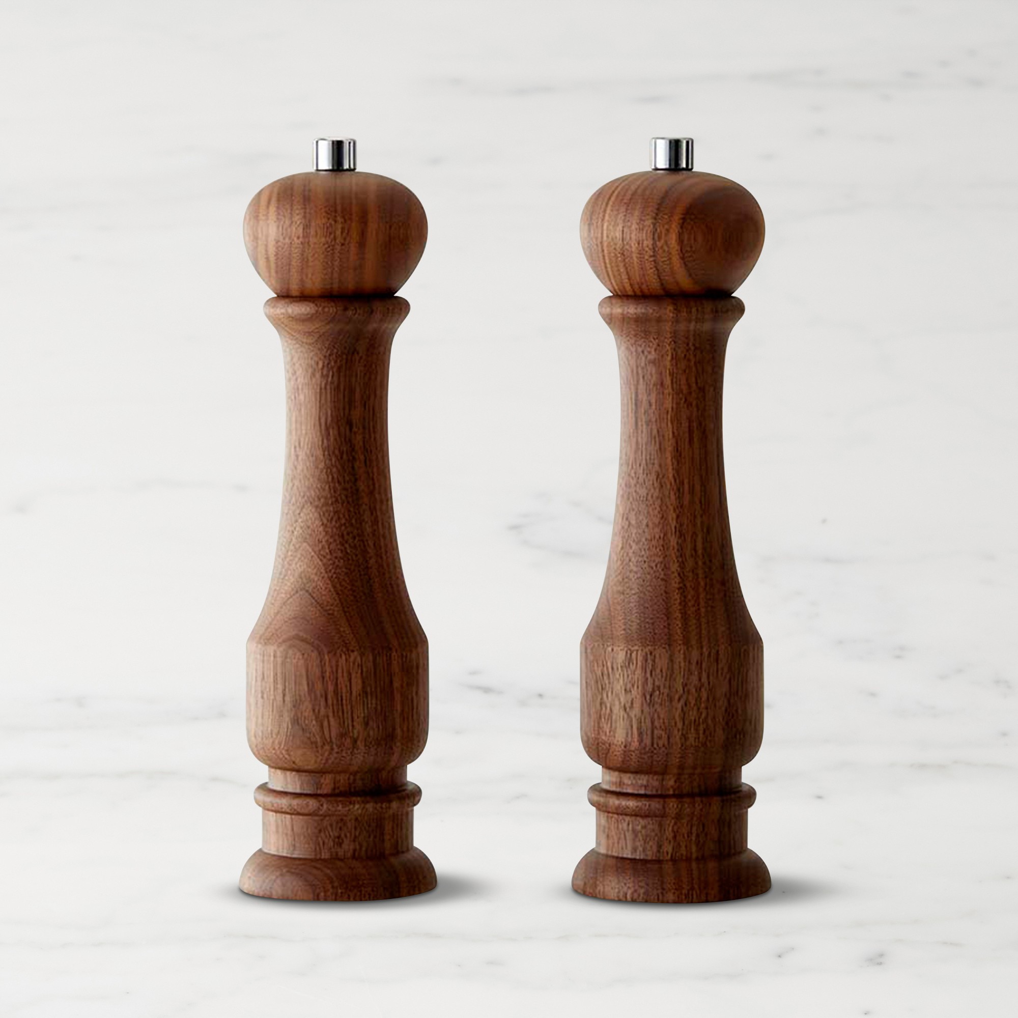 Williams Sonoma Walnut Traditional Salt & Pepper Mills