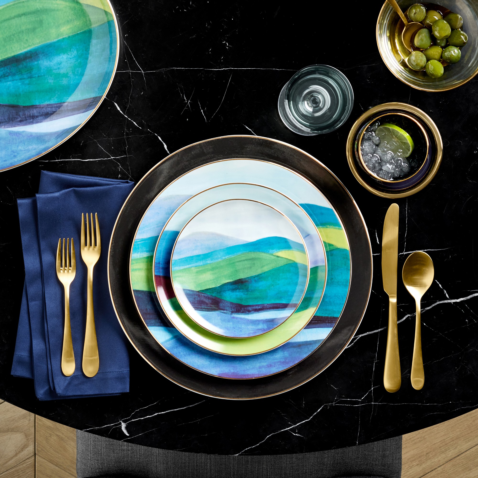 Williams Sonoma x Sheila Bridges Highlands Dinnerware Collection