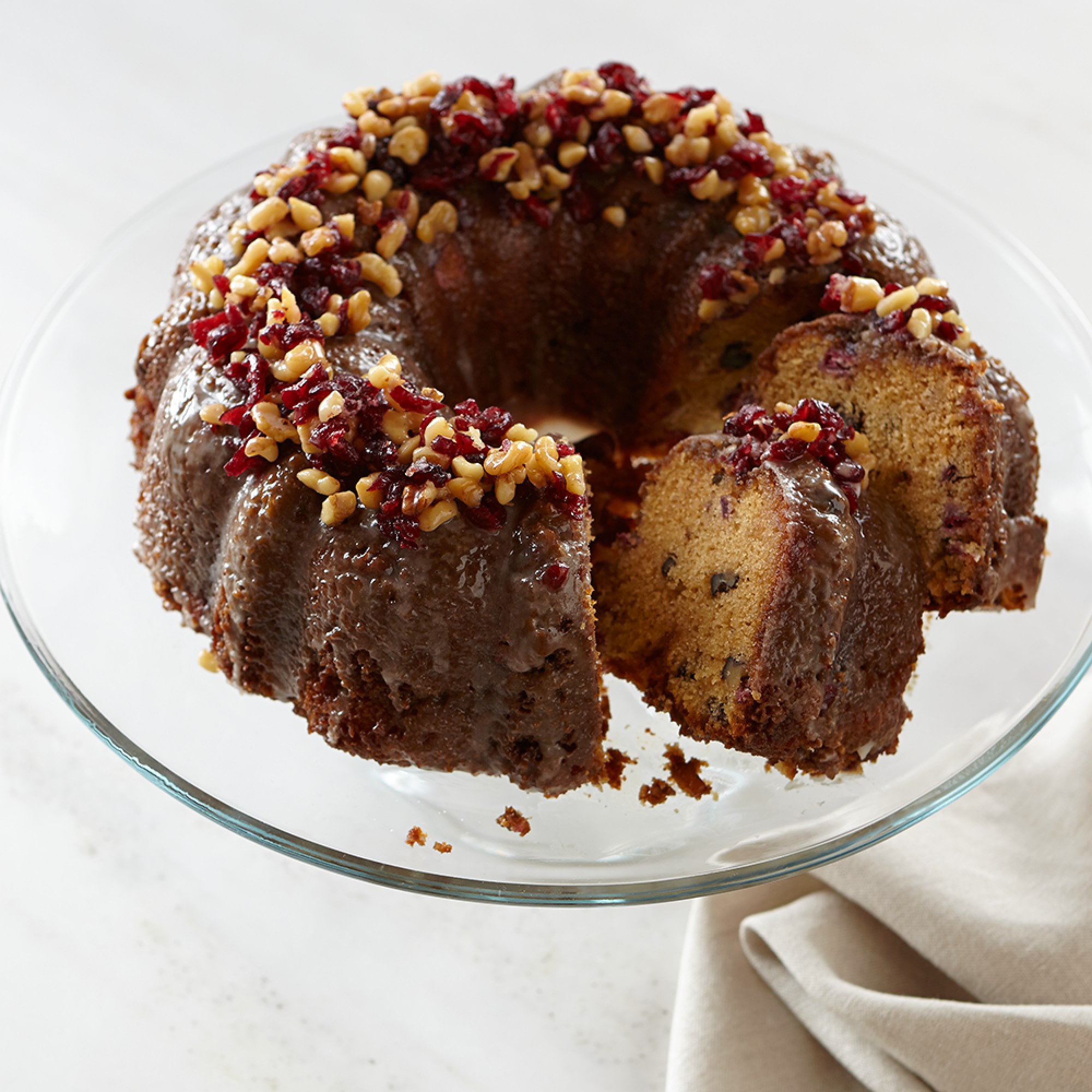 Cranberry Wreath Cake, Serves 14